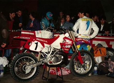 JMB dans le paddock lors de ce supercross de Bercy 1992
