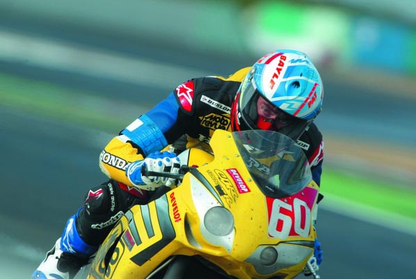 Jean-Michel refait une pige en Endurance lors du Bold'Or 2008 dans le Team Moto Revue