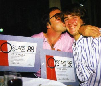 Jean-Michel en compagnie d'Alain Prieur lors de la cérémonie des Oscars de la moto 1988